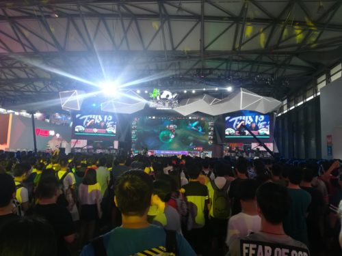 e-Sportsは日本で普及するのか？その周辺を取り巻く色々な事柄の最近について