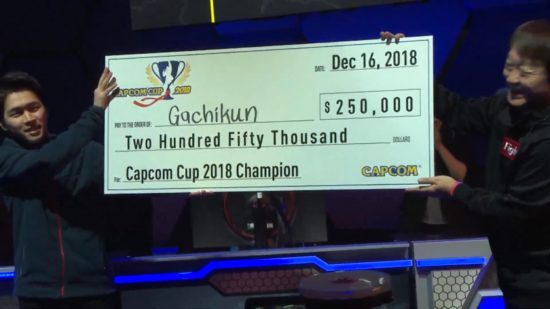 ストリートファイターVの世界大会『カプコンカップ2018』で、日本のガチくん選手が優勝！