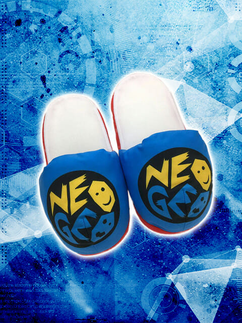 NEOGEOのロゴマークがかっこいいスリッパが「トレバ」に登場！