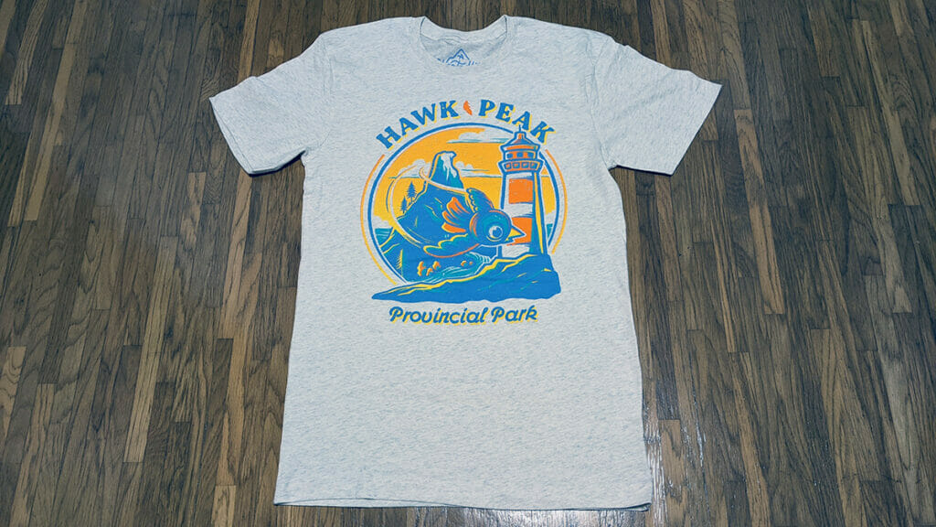 A Short HikeのTシャツとピンを買いました