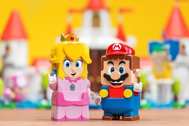 「レゴ スーパーマリオ」シリーズからピーチ姫が登場！「ピーチ城 チャレンジ」など7商品が8月1日に発売
