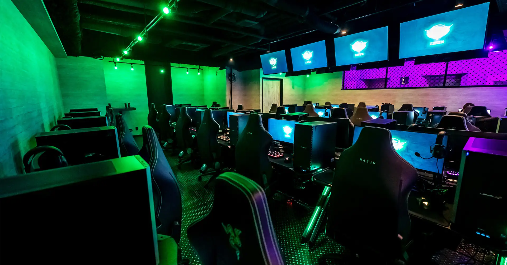 関西最大級のe-sportsホテル「e-sports EKICHIKA」が6月11日にプレオープン
