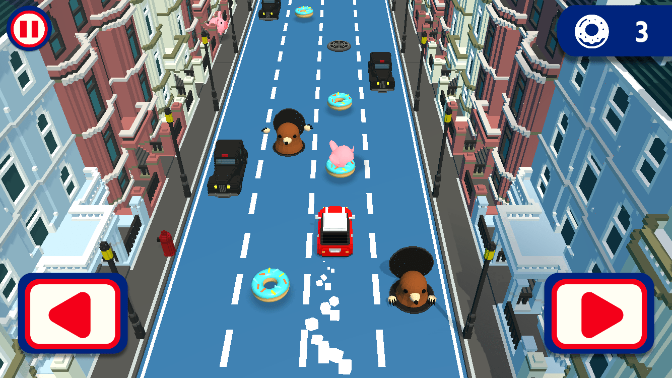 縦横無尽に動くブタを避けるカーアクションゲーム「CRAZY DONUTS」