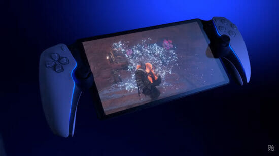 SIE、PS5のゲームが手元で遊べる新デバイス「Project Q」を発表。PlayStation初のワイヤレスイヤホンも