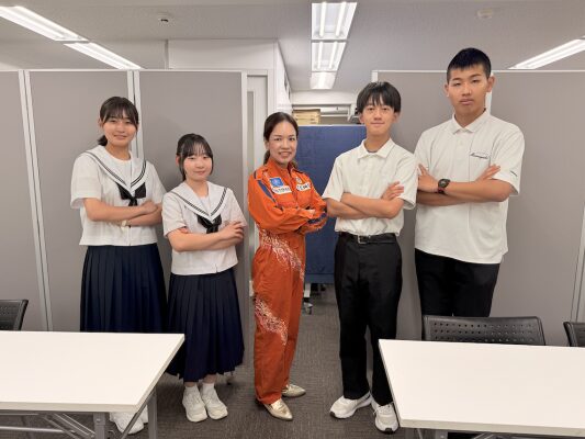 民間宇宙開拓時代到来！ASTRAXのジェネラルマネージャー川上泰子が岐阜県多治見市立南ヶ丘中学校の企業訪問を受け「宇宙旅行の最前線…