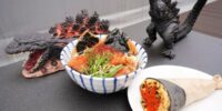 ニジゲンノモリ「ゴジラ迎撃作戦」 夏季限定コラボフード登場！ 人気の「アイスブリュレクレープ」復刻&「ゴジラ和風ブラック冷やしうどん」