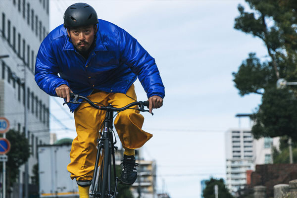 自転車ブランド【FUJI】より、かつてのFUJI刻印金型を使用した日東製ハンドルバーが付属。FEATHERを発売。