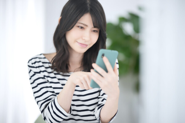 【2026年最新・徹底調査】TikTok LIVE・収益化が制限された原因と解除方法｜「アカウント更新情報」「システム通知」の確認…
